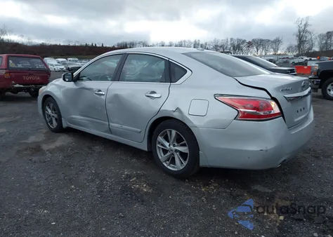 2015 Nissan Altima 2.5 Sv z USA, uszkodzony, nr VIN 1N4AL3AP7FC295328